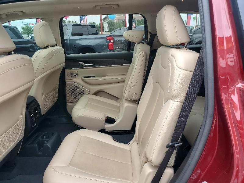 Jeep Grand Cherokee L Limited 2WD 2021