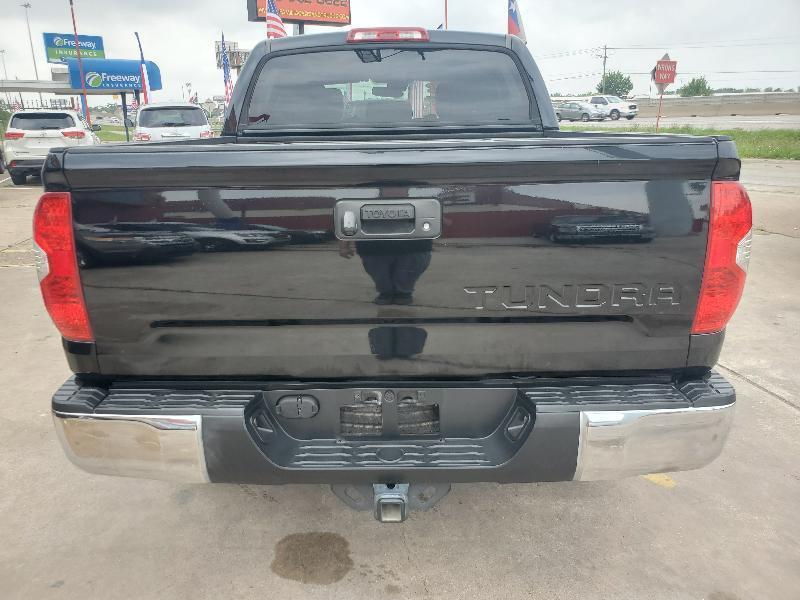 Toyota Tundra Limited 5.7L CrewMax 2WD 2018