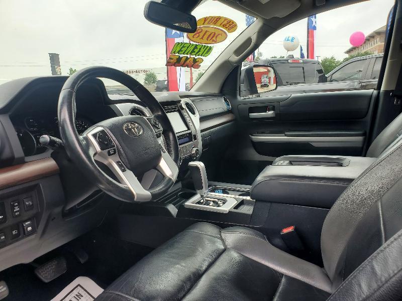 Toyota Tundra Limited 5.7L CrewMax 2WD 2018