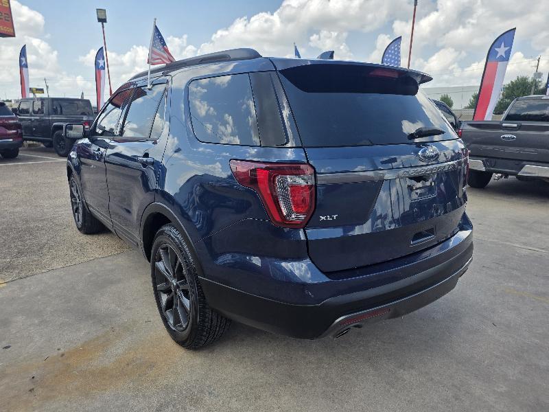 Ford Explorer XLT FWD 2017