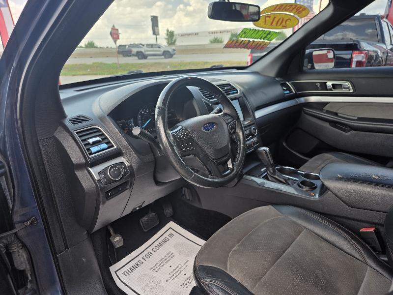 Ford Explorer XLT FWD 2017