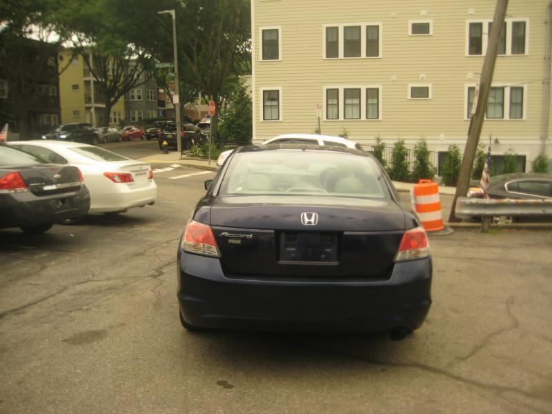 Honda Accord EX-L Sedan 2010