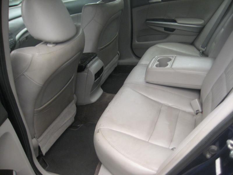 Honda Accord EX-L Sedan 2010
