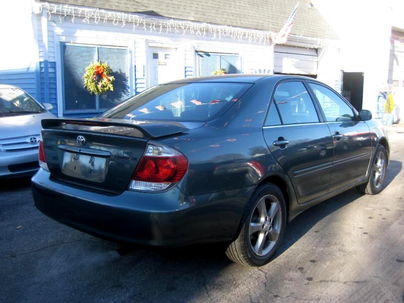 Toyota Camry SE 2005