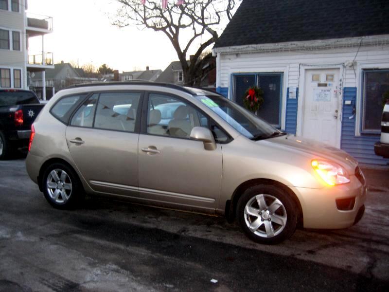 Kia Rondo LX 2008