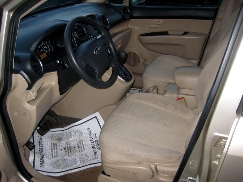 Kia Rondo LX 2008