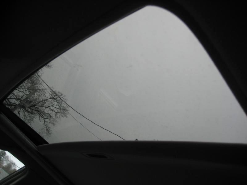 Toyota Avalon XL 2004