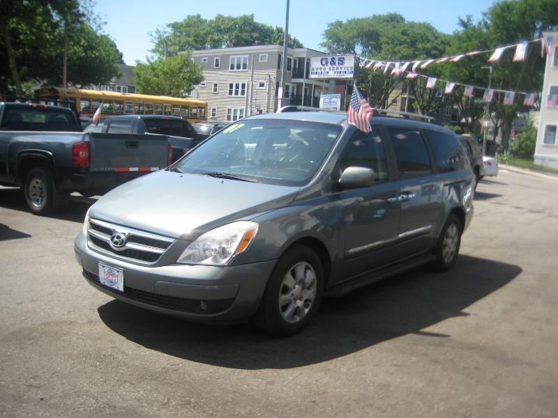 Hyundai Entourage GLS 2007