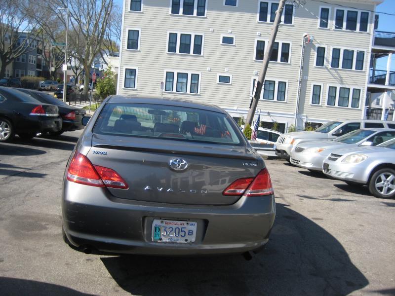 Toyota Avalon Limited 2006
