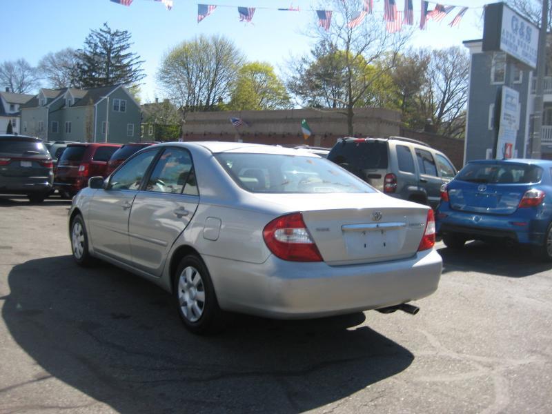Toyota Camry LE 2002