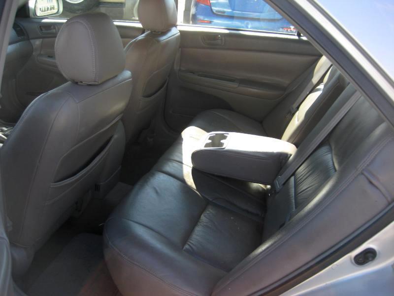 Toyota Camry LE 2002