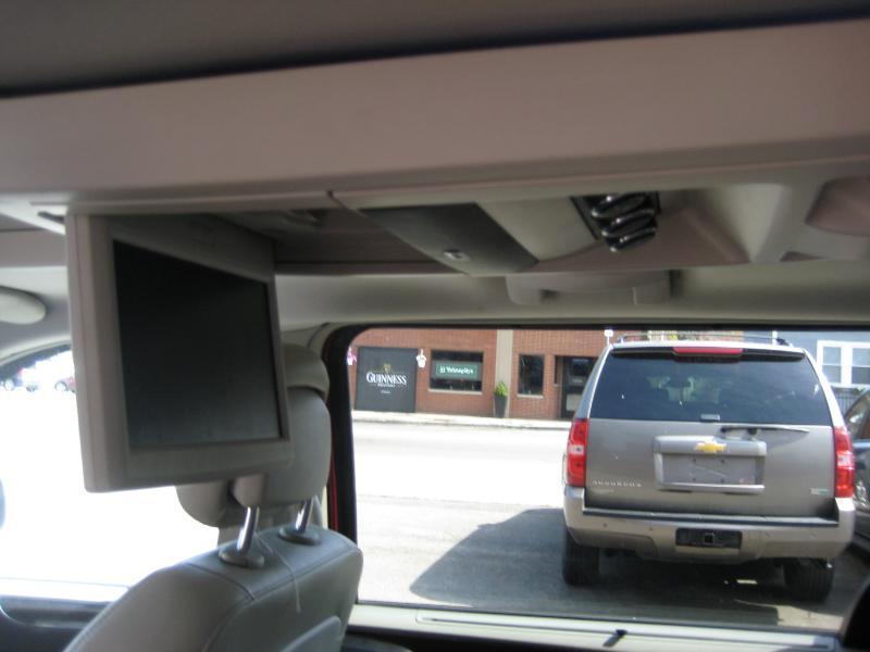 Chrysler Town & Country Touring-L 2013