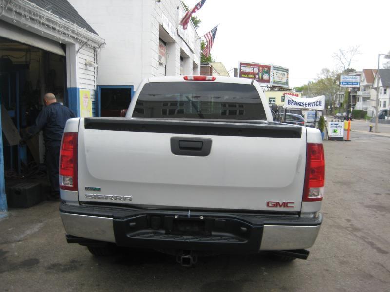 GMC Sierra 1500 SL Ext. Cab 4WD 2011