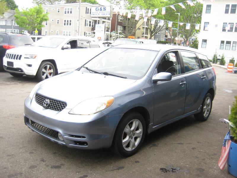 Toyota Matrix  2004