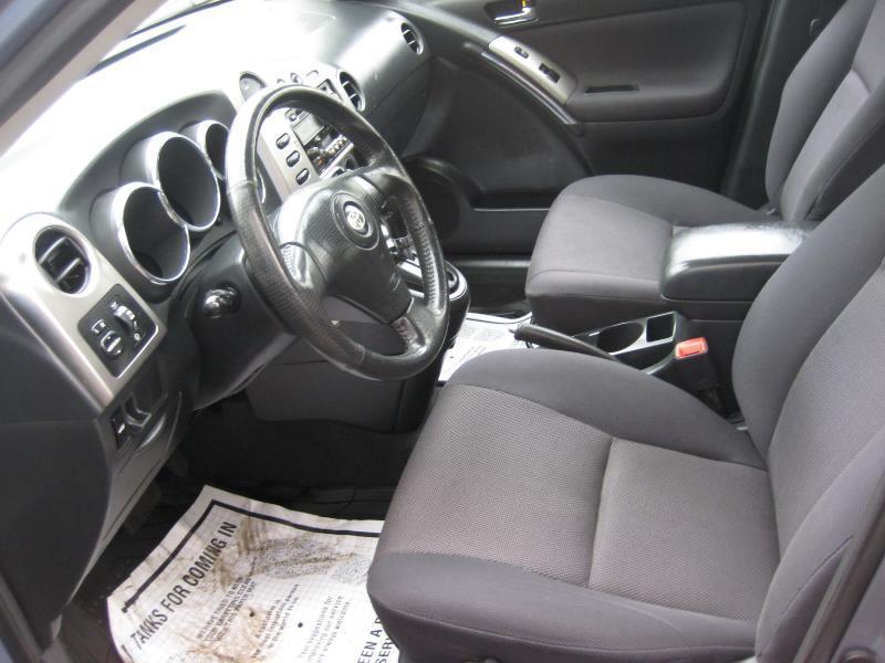 Toyota Matrix  2004