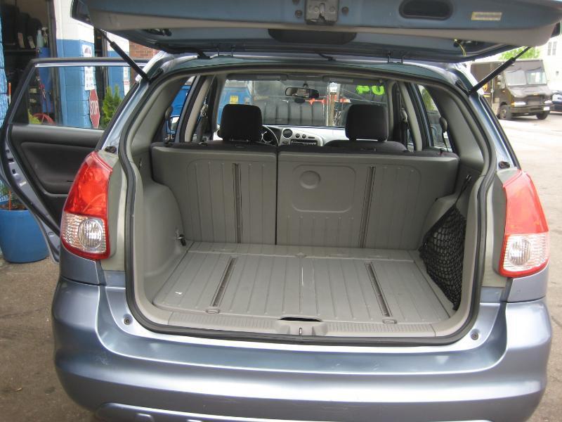 Toyota Matrix  2004
