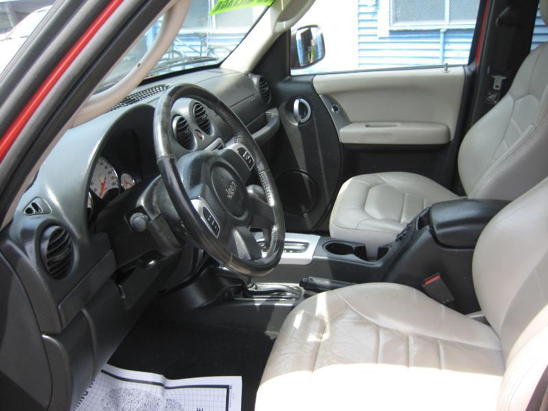 Jeep Liberty Limited 4WD 2004