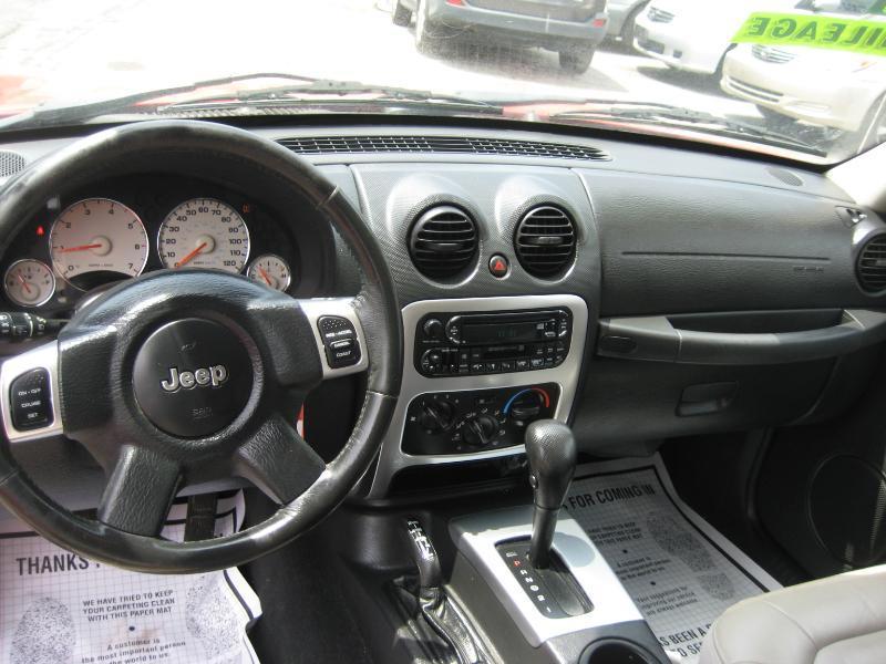 Jeep Liberty Limited 4WD 2004