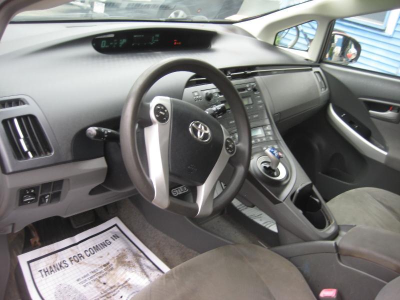Toyota Prius Prius V 2010