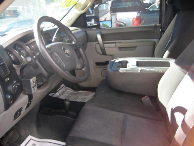 Chevrolet Silverado 2500HD Work Truck Long Box 4WD 2012