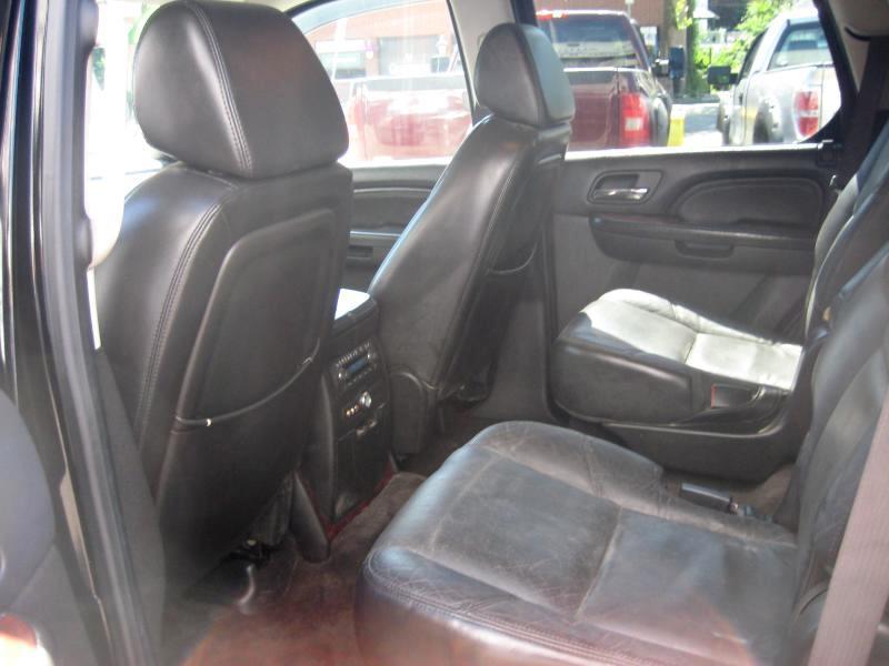 Cadillac Escalade AWD 2009