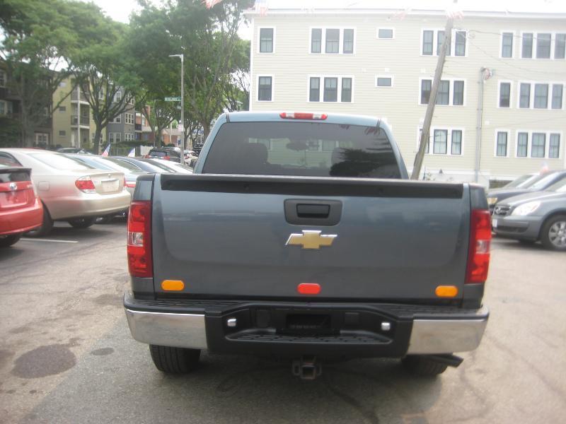 Chevrolet Silverado 1500 LS Crew Cab 4WD 2010