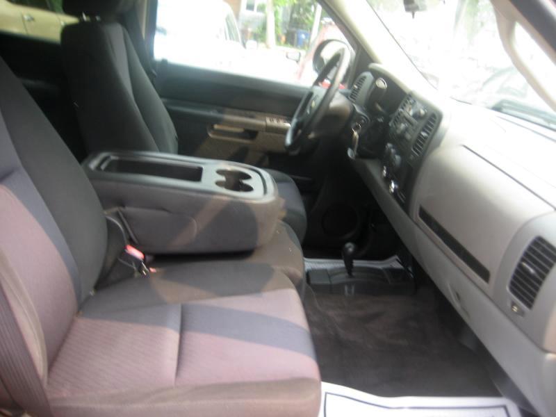 Chevrolet Silverado 1500 LS Crew Cab 4WD 2010