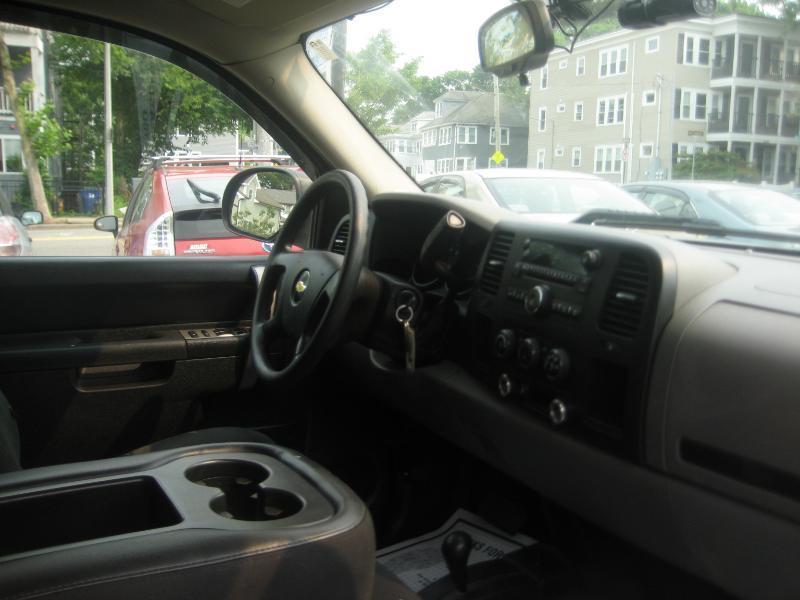 Chevrolet Silverado 1500 LS Crew Cab 4WD 2010