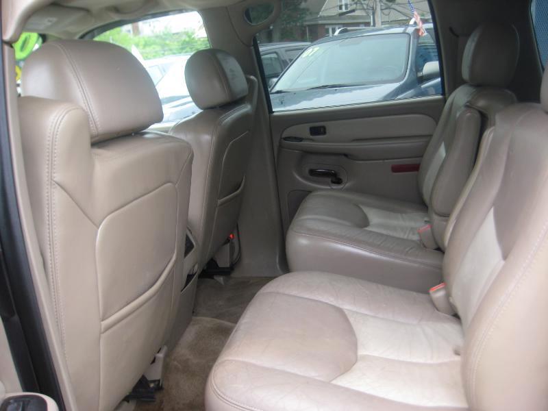 GMC Yukon Denali  2004
