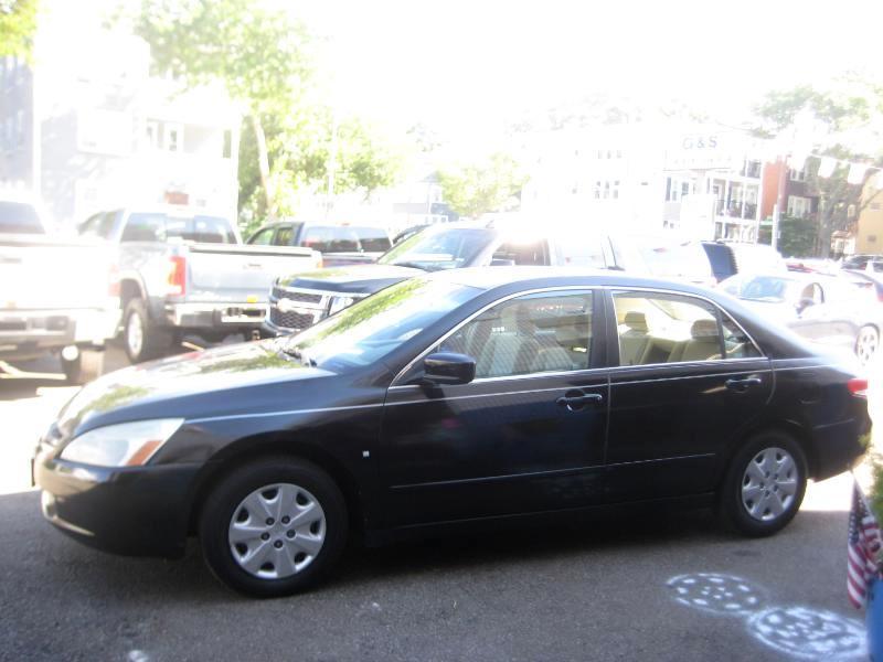 Honda Accord LX sedan 2004