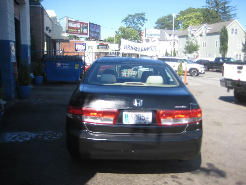Honda Accord LX sedan 2004