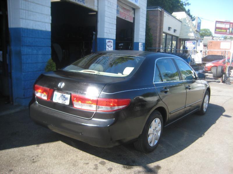 Honda Accord LX sedan 2004