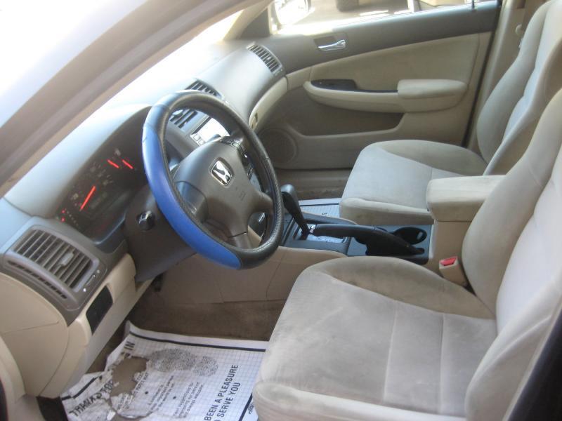 Honda Accord LX sedan 2004