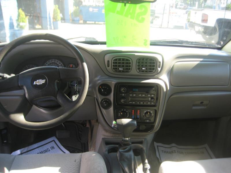 Chevrolet TrailBlazer LS 4WD 2006