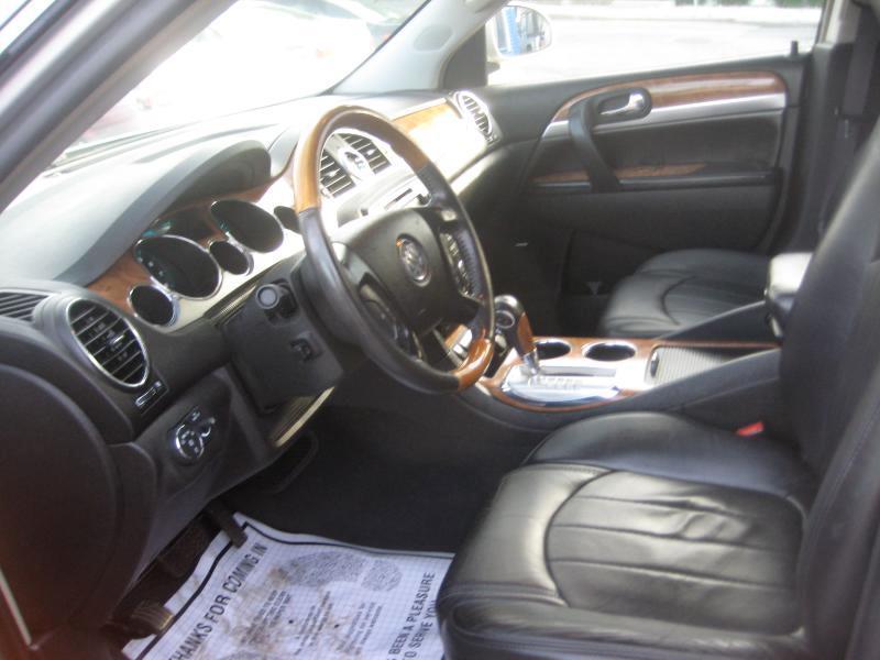 Buick Enclave  2010