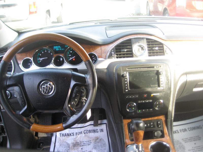 Buick Enclave  2010