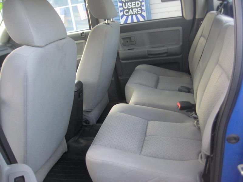 Dodge Dakota SXT Crew Cab 4WD 2008