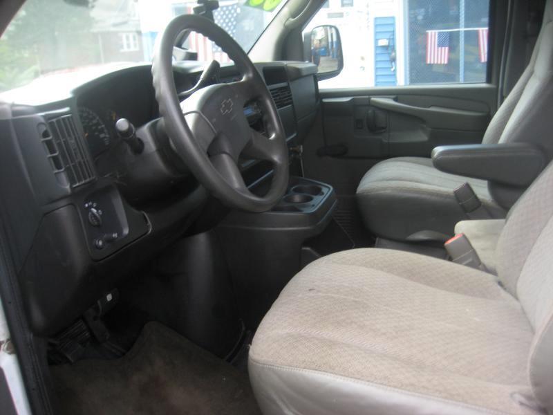 Chevrolet Express 2500 Cargo 2005