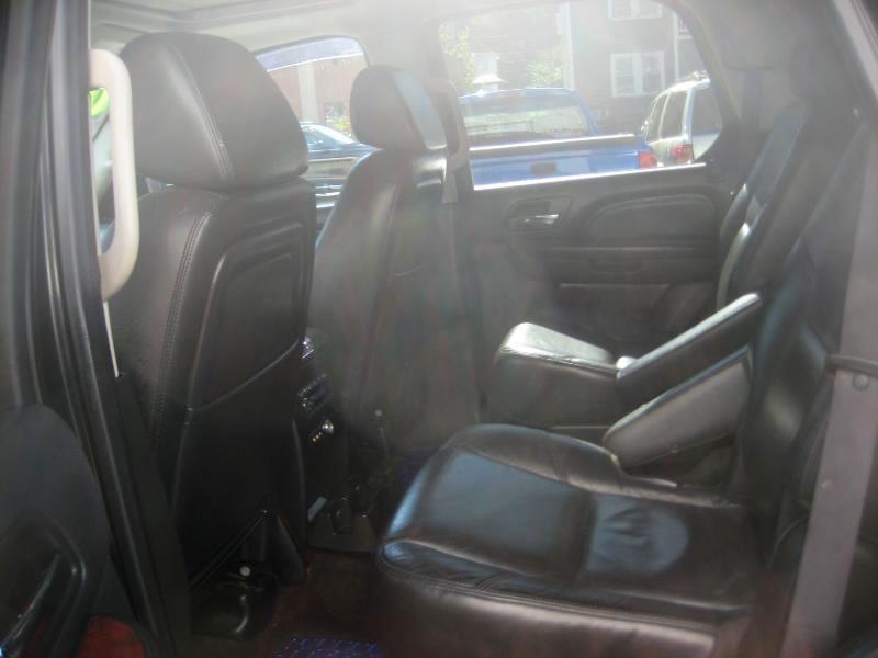 Cadillac Escalade  2008
