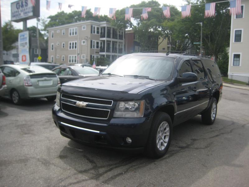 Chevrolet Suburban  2009