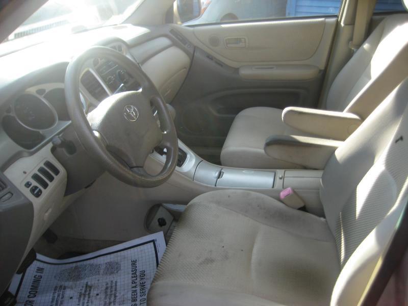 Toyota Highlander  2004