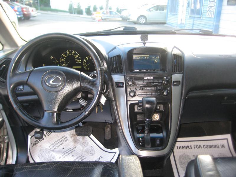 Lexus RX 300  2001