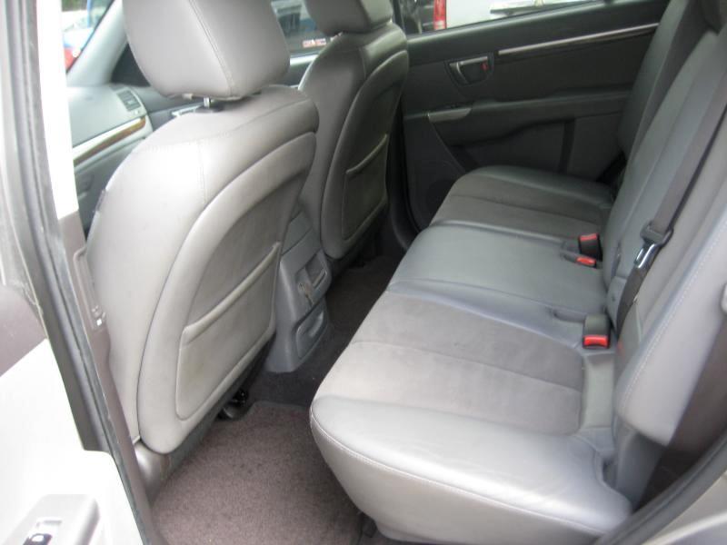 Hyundai Santa Fe SE 3.5 4WD 2011
