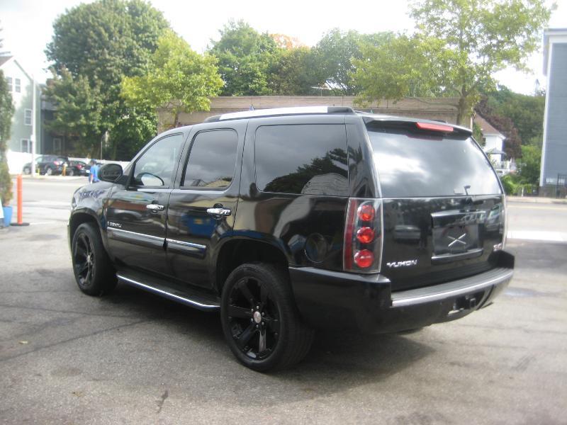 GMC Yukon Denali  2008