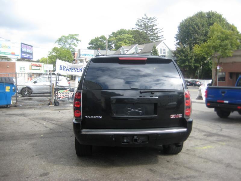 GMC Yukon Denali  2008