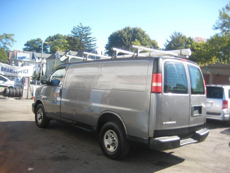 Chevrolet Express 2500 Cargo 2009