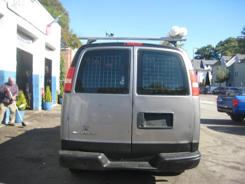 Chevrolet Express 2500 Cargo 2009
