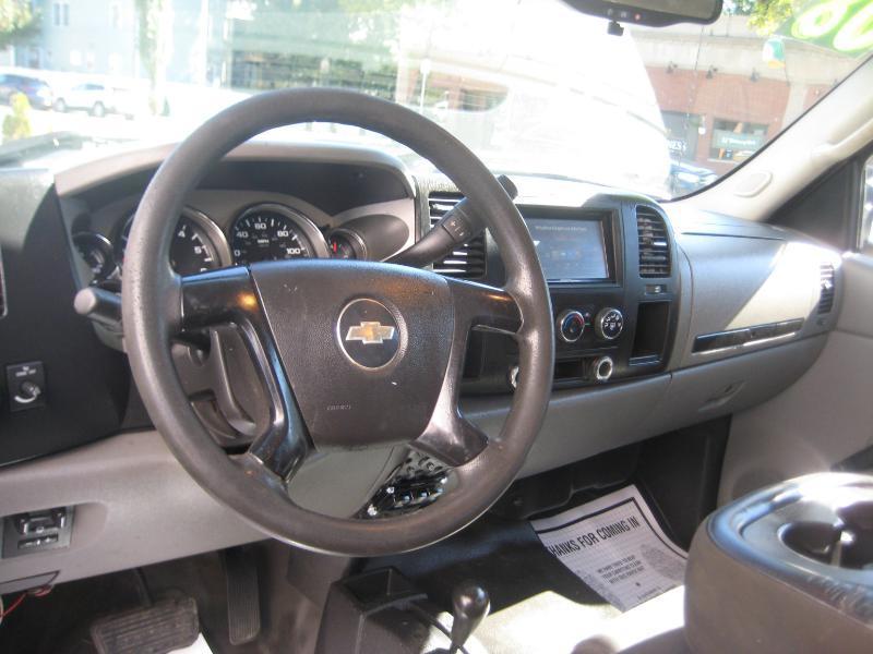 Chevrolet Silverado 2500HD Work Truck Ext. Cab Std. Box 4WD 2008