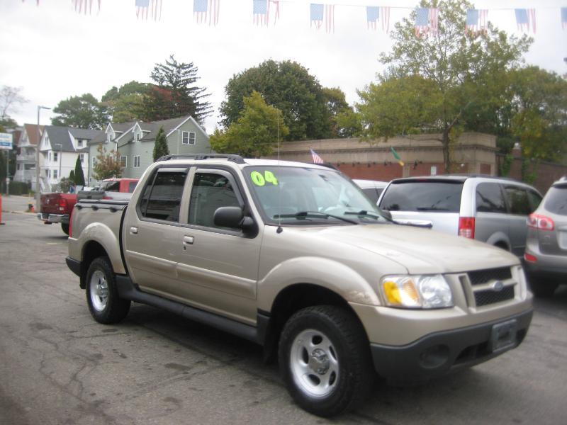 Ford Explorer Sport Trac XLS 4WD 2004