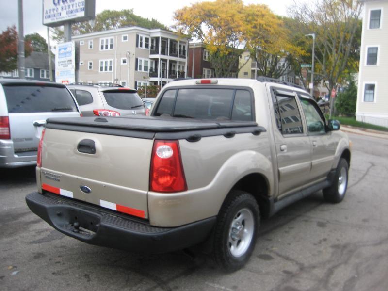 Ford Explorer Sport Trac XLS 4WD 2004